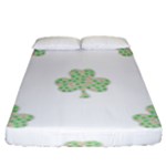 st patricks clover beer Fitted Sheet (King Size)