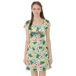 pop art christmas tree Short Sleeve Skater Dress