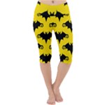 yellow bats Lightweight Velour Cropped Yoga Leggings