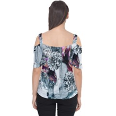 Cutout Shoulder T-Shirt 