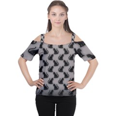 Cutout Shoulder T-Shirt 