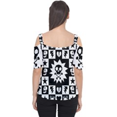 Cutout Shoulder T-Shirt 