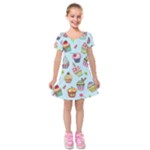 Cupcake Doodle Pattern Kids  Short Sleeve Velvet Dress