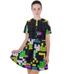 Drawn squares                                                    Short Sleeve Shoulder Cut Out Dress