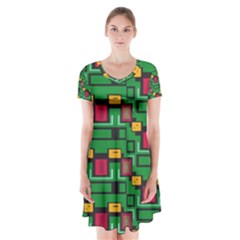 Rectangles on a green background                                                            Short Sleeve V