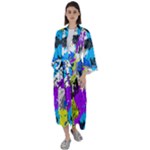 Shaky shapes                                                     Maxi Satin Kimono