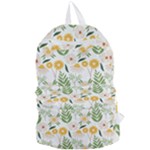 Flowers on a white background pattern                                                                Foldable Lightweight Backpack