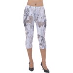 Cracked Marble Symphony Pattern Design Lightweight Velour Capri Leggings 