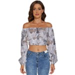 Cracked Marble Symphony Pattern Design Long Sleeve Crinkled Weave Crop Top