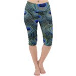 Peacock Feathers Details Lightweight Velour Cropped Yoga Leggings