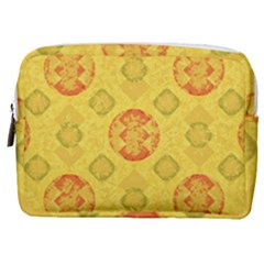 Make Up Pouch (Medium) 