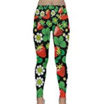 Strawberries Pattern Lightweight Velour Classic Yoga Leggings