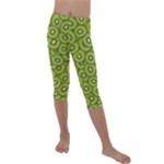 Kiwi Fruit Pattern Green Background Kids  Lightweight Velour Capri Leggings 