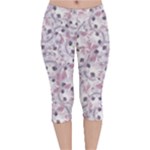 Sweet Kawaii Kitty Pattern (ai) Bk Velvet Capri Leggings 