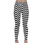 Black White Wave Pattern Wavy Water Seamless Classic Yoga Leggings