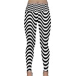 Black White Wave Pattern Wavy Water Seamless Lightweight Velour Classic Yoga Leggings