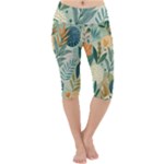 Leaves Pattern Flora Nature Lightweight Velour Cropped Yoga Leggings