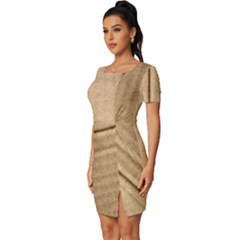 Fitted Knot Split End Bodycon Dress 