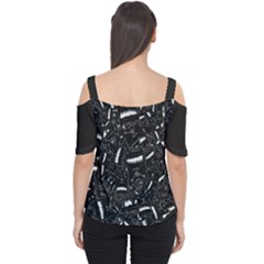 Cutout Shoulder T-Shirt 