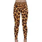 Giraffe Texture, Close-up, Giraffe Skin Texture Classic Yoga Leggings