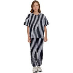 Kids  T-Shirt and Pants Sports Set 