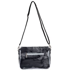 Shoulder Bag with Back Zipper 