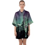 Silhouette Of Aurora Borealis Half Sleeve Satin Kimono 