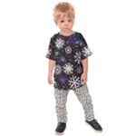 Shiny Winter Snowflake Abstract Christmas Cold Crystal December Kids  Raglan T-Shirt