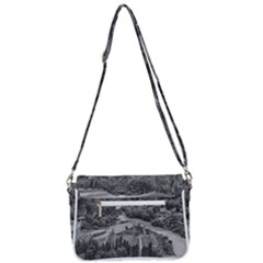 Shoulder Bag with Back Zipper 