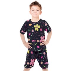 Kids  T-Shirt and Shorts Set 