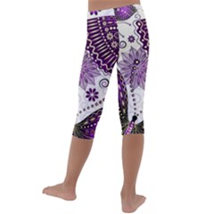 Kids  Lightweight Velour Capri Leggings  