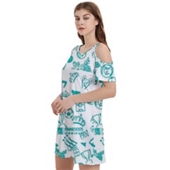 Women s Cold Shoulder Round Neck Mini Dress 