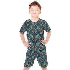 Kids  T-Shirt and Shorts Set 