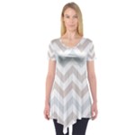 Colored Zigzag Seamless Patterns Short Sleeve Tunic 