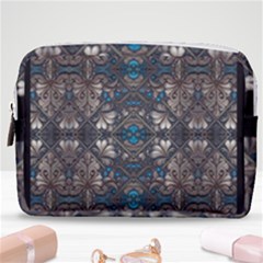 Make Up Pouch (Medium) 