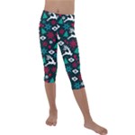 Holiday Season Pattern Kids  Lightweight Velour Capri Leggings 