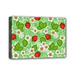 Strawberries Pattern Seamless Mini Canvas 7  x 5  (Stretched)