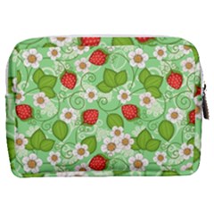 Make Up Pouch (Medium) 