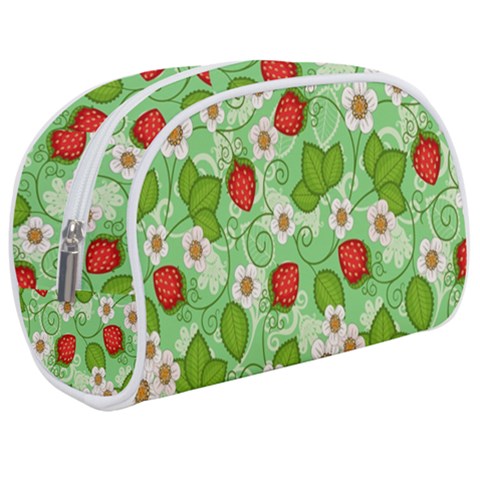 Strawberries Pattern Seamless Make Up Case (Medium) from ArtsNow.com