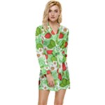 Strawberries Pattern Seamless Long Sleeve Satin Robe