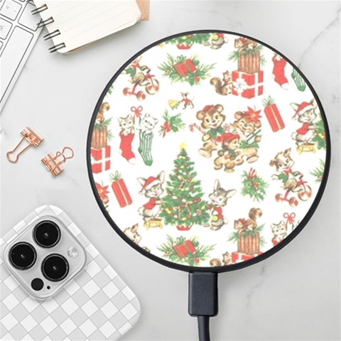 Christmas Texture, Pattern, Red, Tree, Craciun, Green, Christmas Wireless Fast Charger(Black) from ArtsNow.com