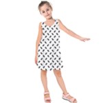 Fly Phot Motif Seamless Black And White Pattern Kids  Sleeveless Dress