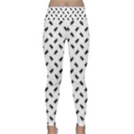 Fly Phot Motif Seamless Black And White Pattern Lightweight Velour Classic Yoga Leggings