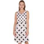 Fly Phot Motif Seamless Black And White Pattern Knee Length Skater Dress With Pockets