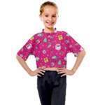 cute pink christmas pattern Kids Mock Neck T-Shirt