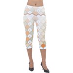 shells pattern Lightweight Velour Capri Leggings 