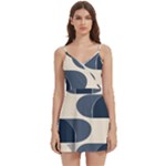 A Minimalist Pattern With Simple Lines And Shapes, Creating A Clean And Modern Aesthetic 04 Body Wrap Sleeveless V-Neck Mini Dress