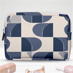 Make Up Pouch (Medium) 