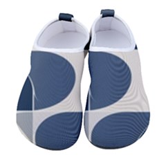 Women s Sock-Style Water Shoes 