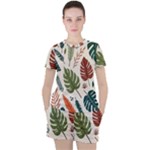 Leaves Autumn Women s T-Shirt and Shorts Set